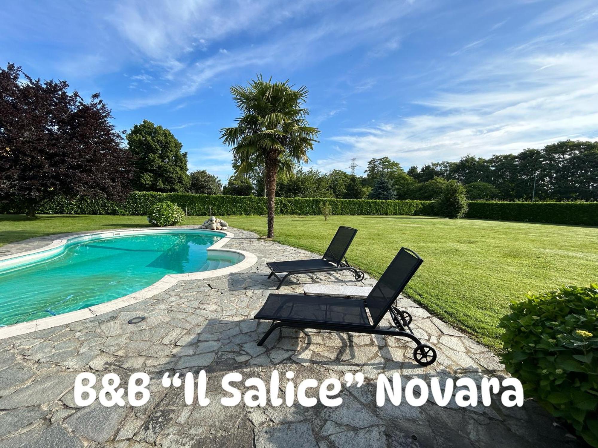 Hotel Il Salice Novara Exterior foto